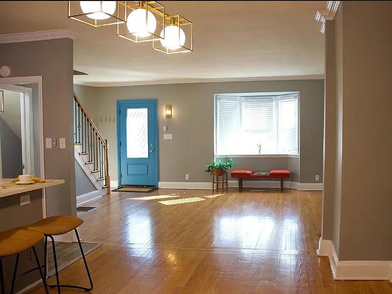 1512 Ralworth Rd — Photo 2