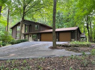 17665 Tremont St, Brookfield, WI 53045