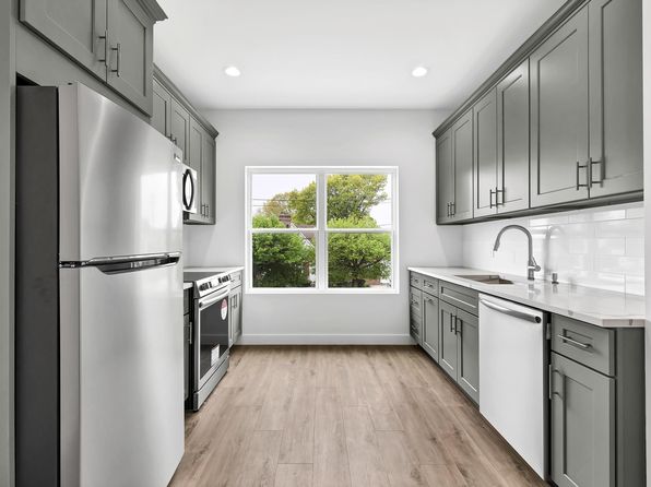 533 Greenwich St APT 3A