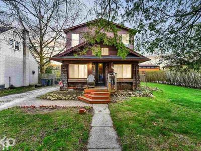912 Hendrickson Blvd, Clawson, MI, 48017