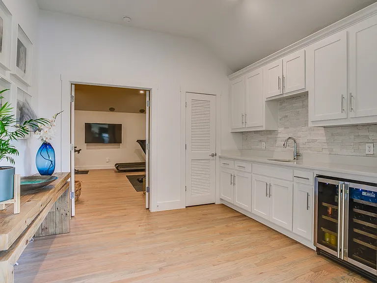 7141 Northaven Rd — Photo 21