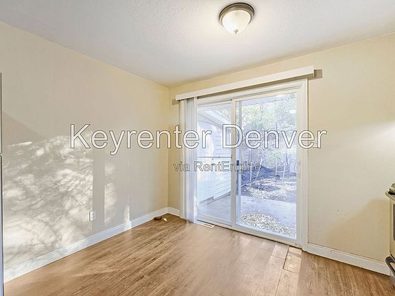 5th image of 6692 W 58th Pl