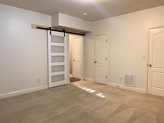 4th image of 1107 Woodbury Falls Ct