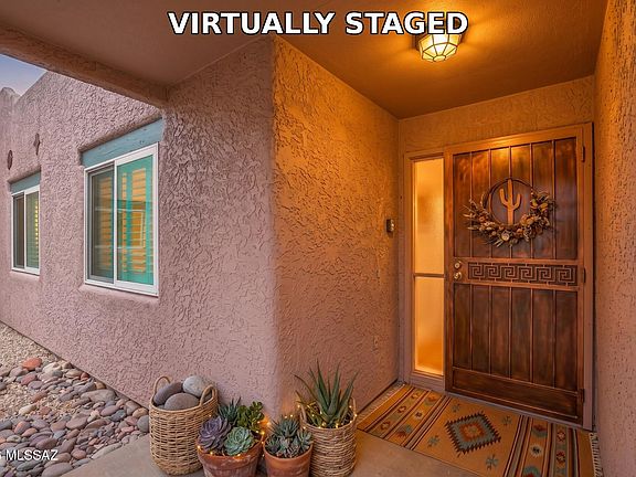 2nd image of 928 W Union Bell Dr
