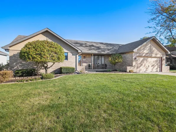 238 Blickview Dr, Schererville, IN 46375