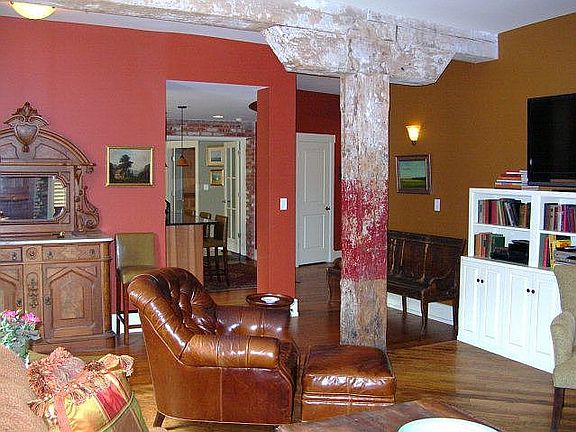 3rd image of 522 Bridge St APT 1B
