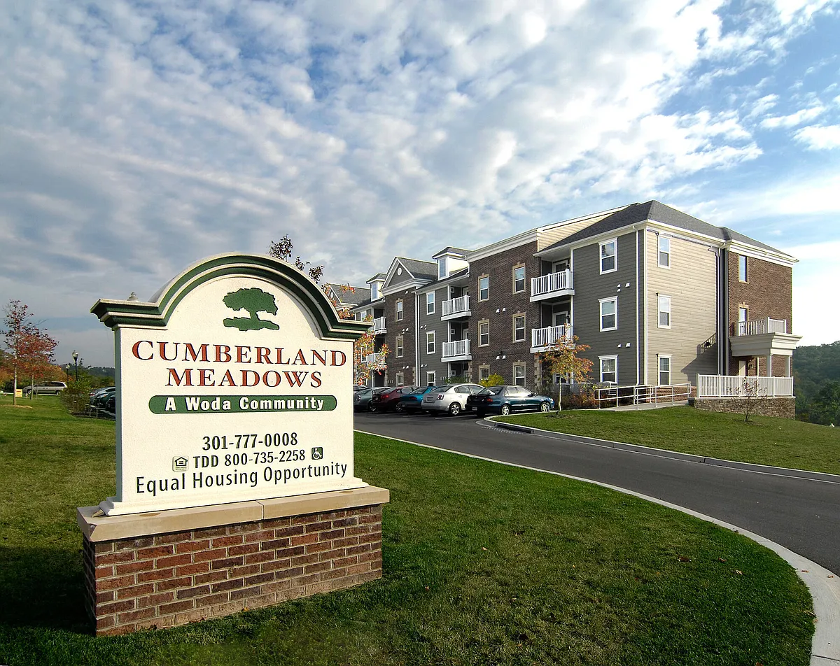Building Photo - Cumberland Meadows