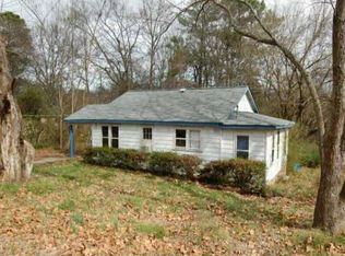 104 Carnes Dr SE, Marietta, GA 30008