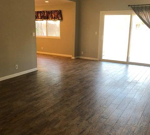 5th image of 16957 Minter Ct