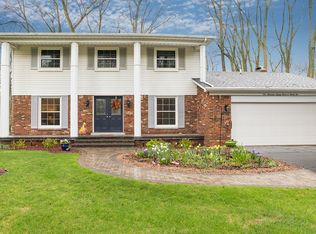 1722 Crooks Rd, Rochester Hills, MI 48309