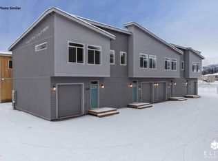 157 Willow View Cir, Anchorage, AK 99504