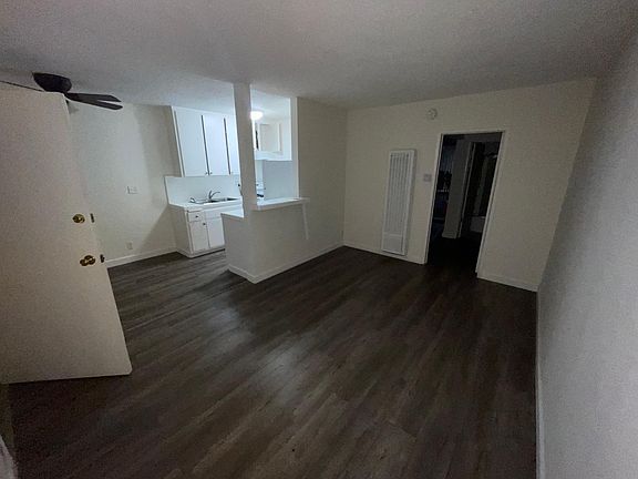 5th image of 1712 N Kingsley Dr #101