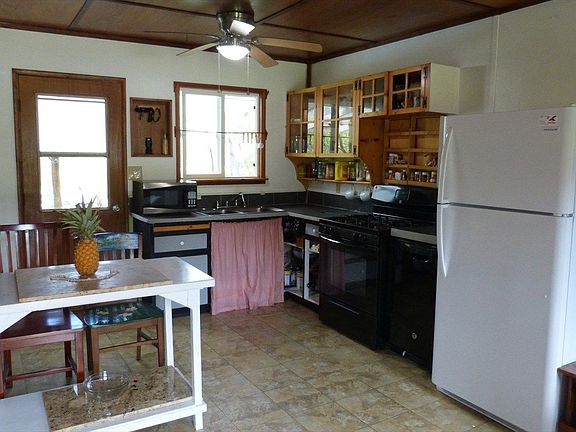 3rd image of 11-2980 Plumeria St