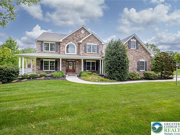 2nd image of 7447 Bell Gate Rd