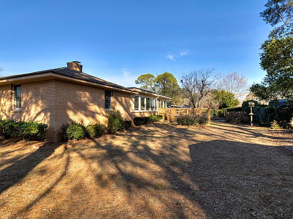 2nd image of 3 Fern Ct