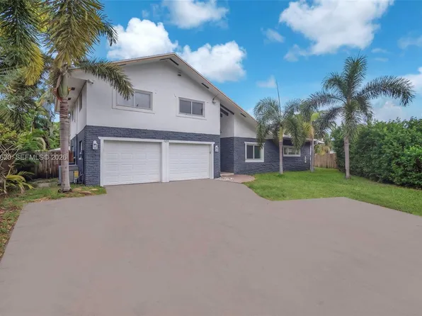 1436 NW 8th St, Dania, FL 33004