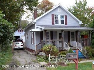 318 Summit Ave, Clarks Summit, PA 18411