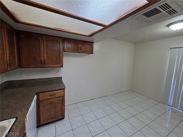 6671 W Tropicana Ave #202 — Photo 35