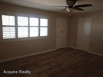 3rd image of 11804 N 111th Ave