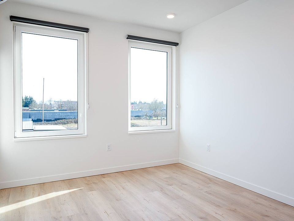 One Twenty Up | One Bedroom Living Room