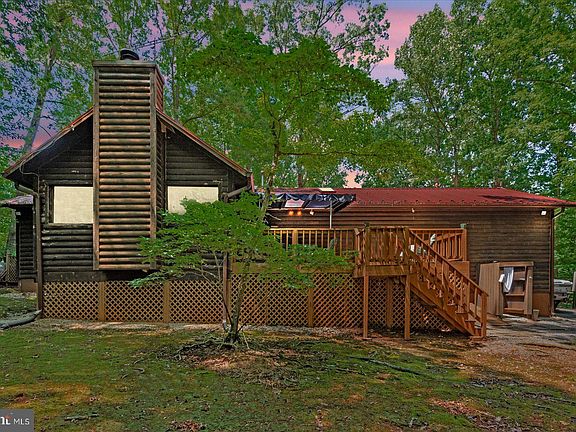 3rd image of 410 Lakewood Dr