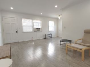 Olympic Blvd., 10385 - 10389, Los Angeles, CA 90064