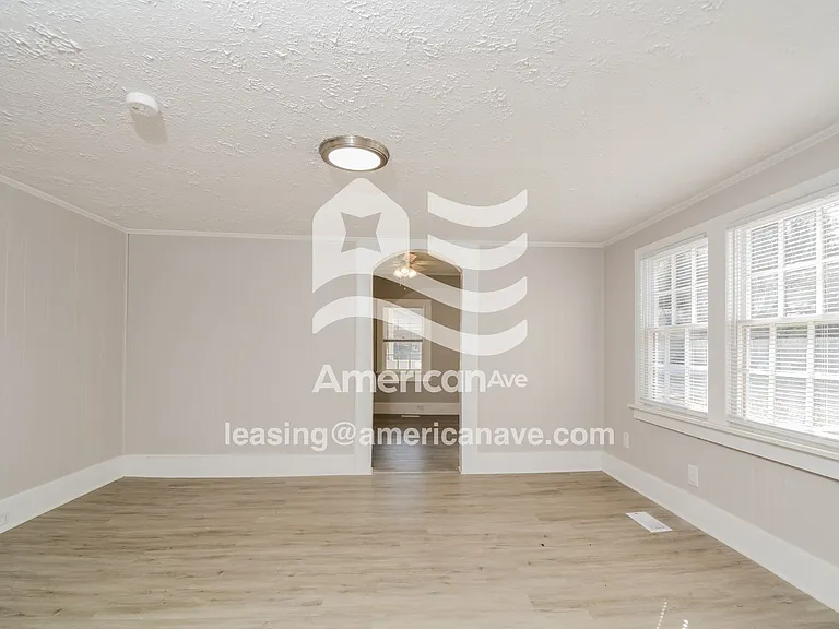 1774800_003_wm_-_dining_room_13322584.jpg