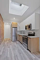 Rented by R New York