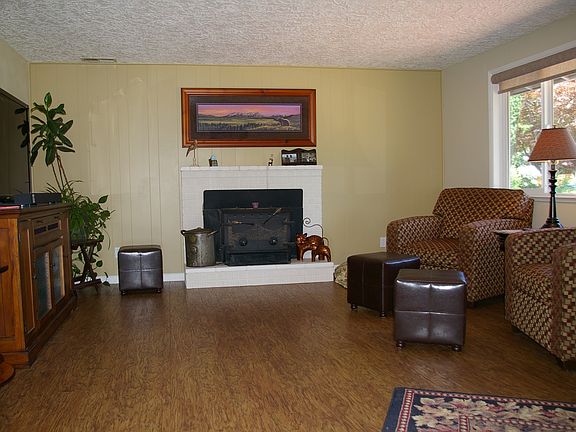4th image of 7104 NE 61st Ave