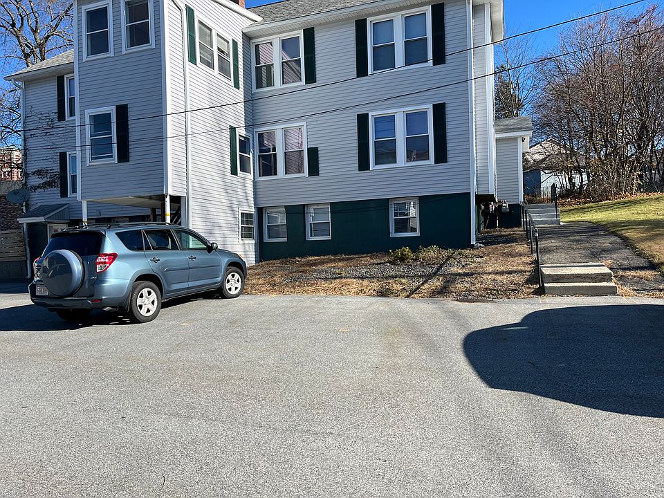 1st image of 15 Trottier St #2R