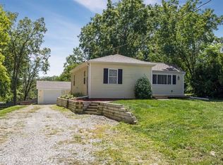 3215 E Douglas Ave, Des Moines, IA 50317