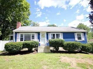 52 Pine Hill Rd, Chelmsford, MA 01824
