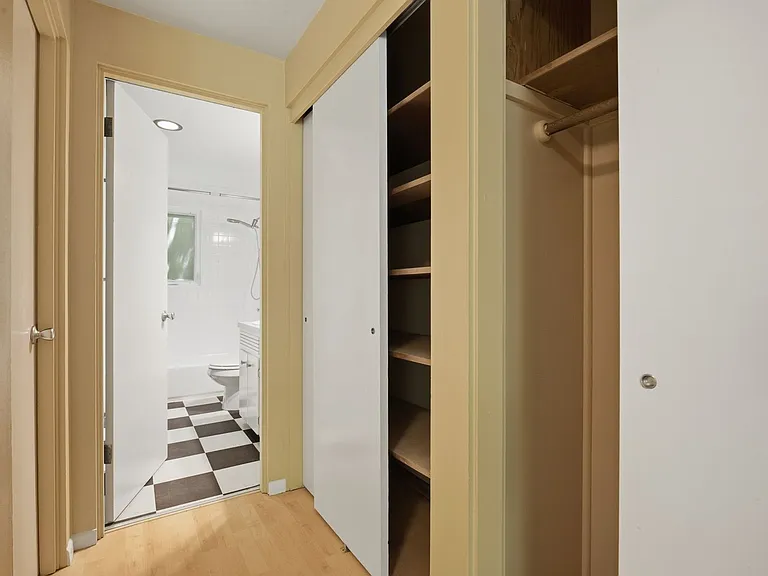 JanTun Apartments — Photo 9