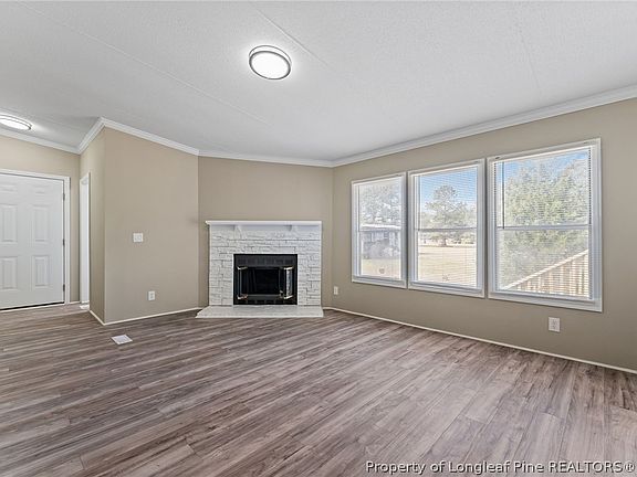 3rd image of 515 Mount Zion Rd