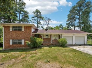 1123 Shoreham Dr, Atlanta, GA 30349