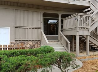 78 Oakwood Dr UNIT B, Redwood City, CA 94061