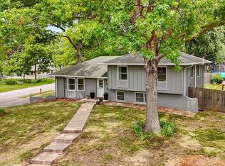 11614 McAnany Dr, Shawnee, KS 66203