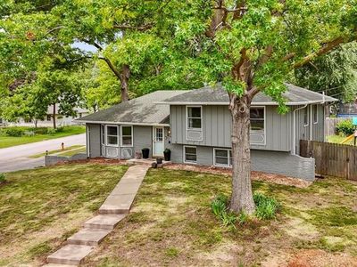 11614 McAnany Dr, Shawnee, KS, 66203
