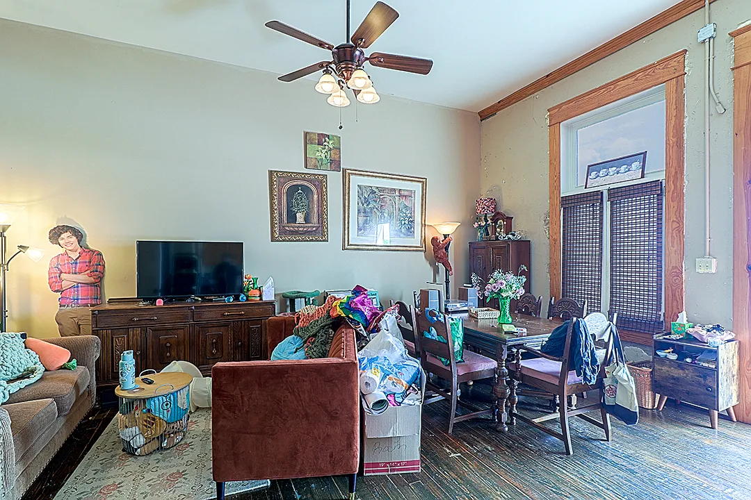 2 bed, 900 sqft, $1,795 — Photo 2
