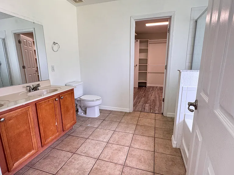 9944 Chorlton Cir — Photo 16