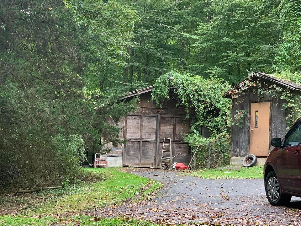 2nd image of 224 Sanger Rd