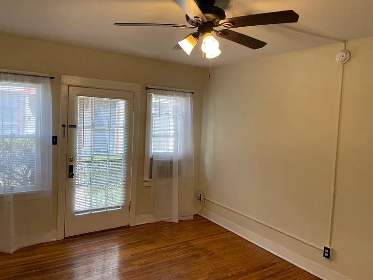 1137 Lodi Pl — Photo 13