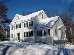 66 Hamilton Ave, Billerica, MA 01821