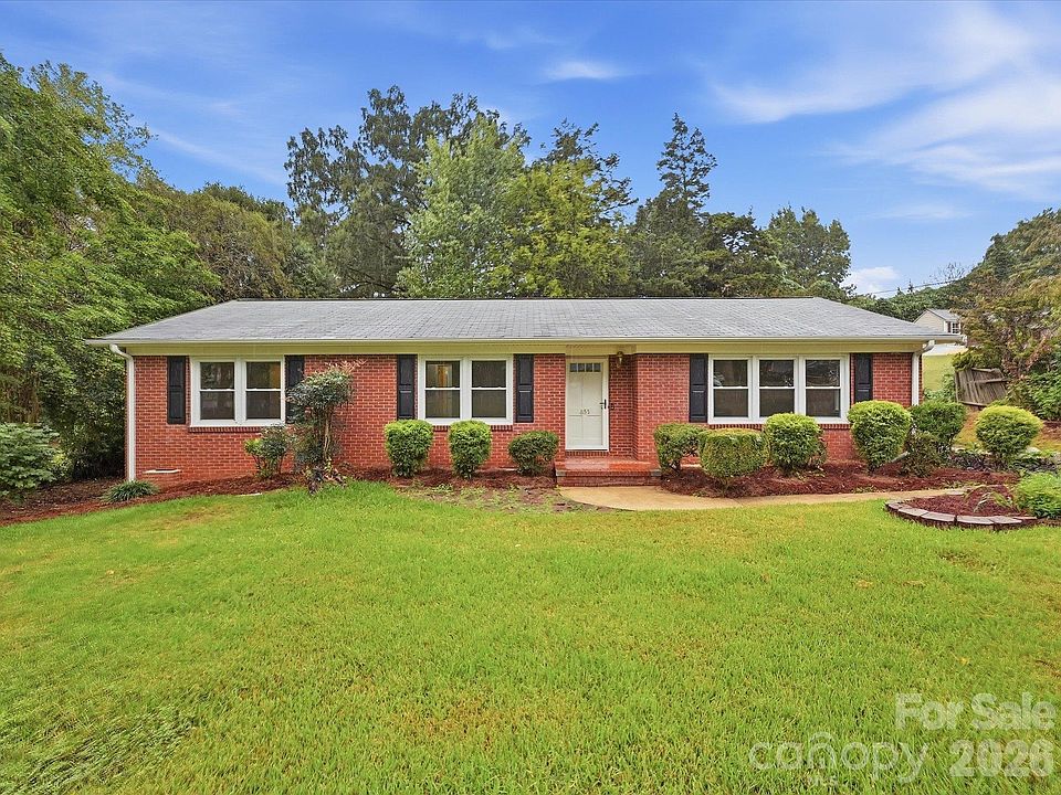 1st image of 655 Greenbriar Ave
