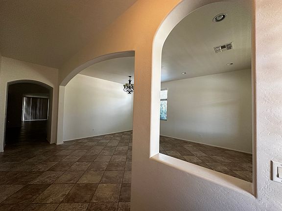 2nd image of 1336 E Palo Verde Dr