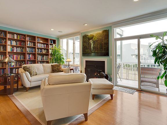 2nd image of 11 Sands Ct