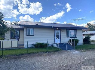 220 S 10th St, Challis, ID 83226