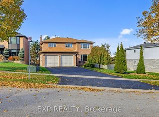 4 Trillium Cres, Barrie, ON L4N5P5