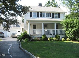 43 Grace St, New Canaan, CT 06840