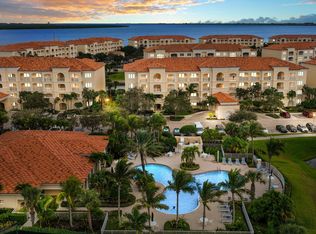 6 Harbour Isle Dr #201, Fort Pierce, FL 34949